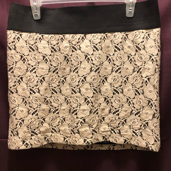 Maurices Mini Skirt Lace Over Black - Picture 1 of 3